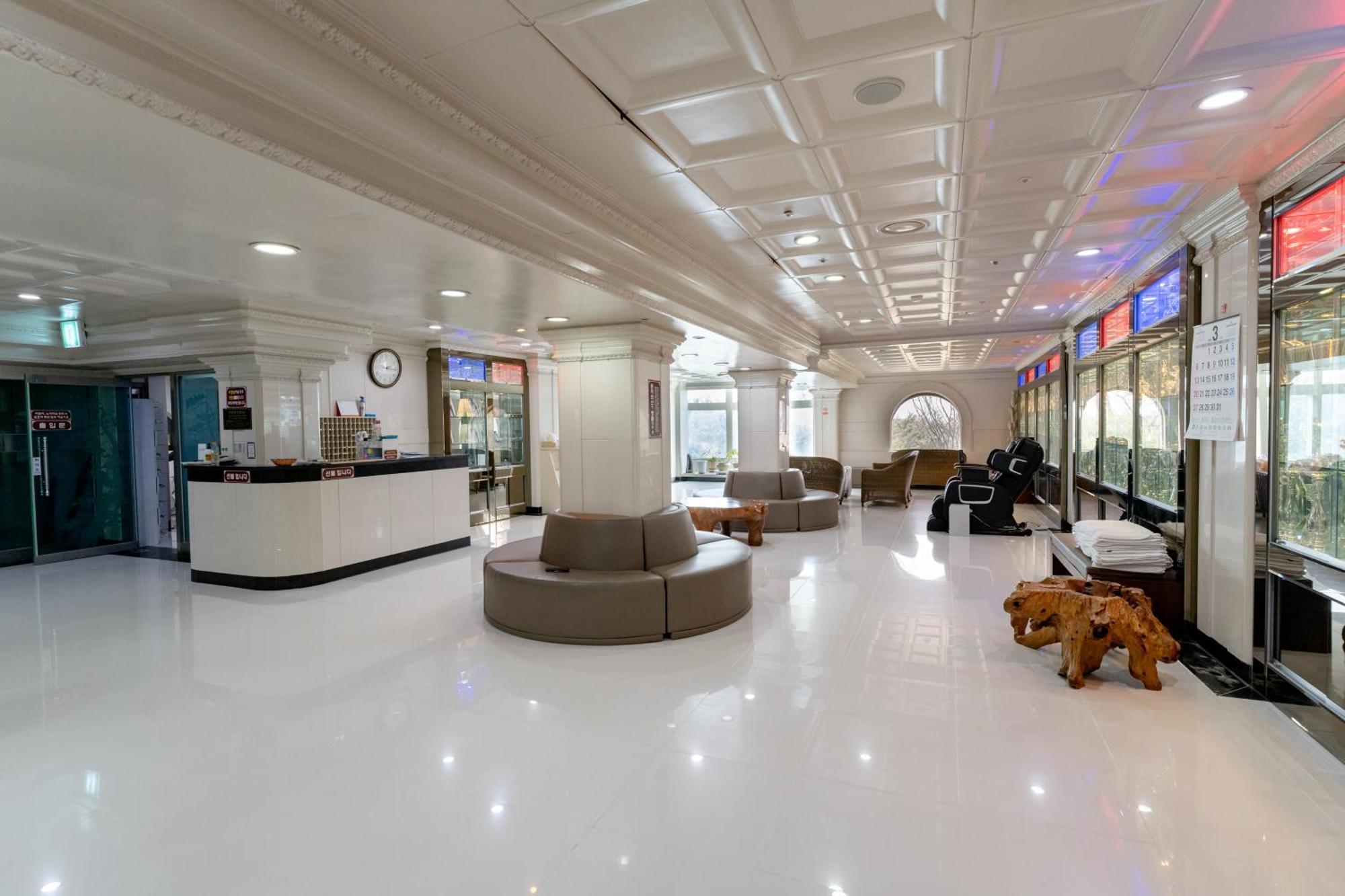 Hotel Gaya Seongju Экстерьер фото